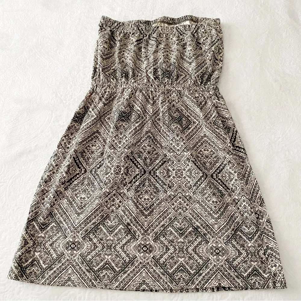 Tribal Print Black & Off White Strapless Mini Dress - Picture 7 of 9